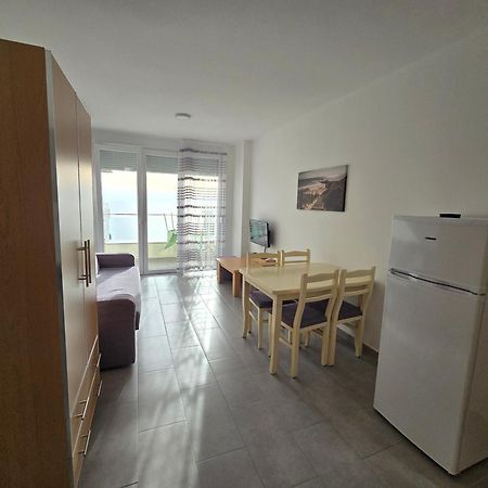 Ferienwohnung Roxhensi Shëngjin Exterior foto