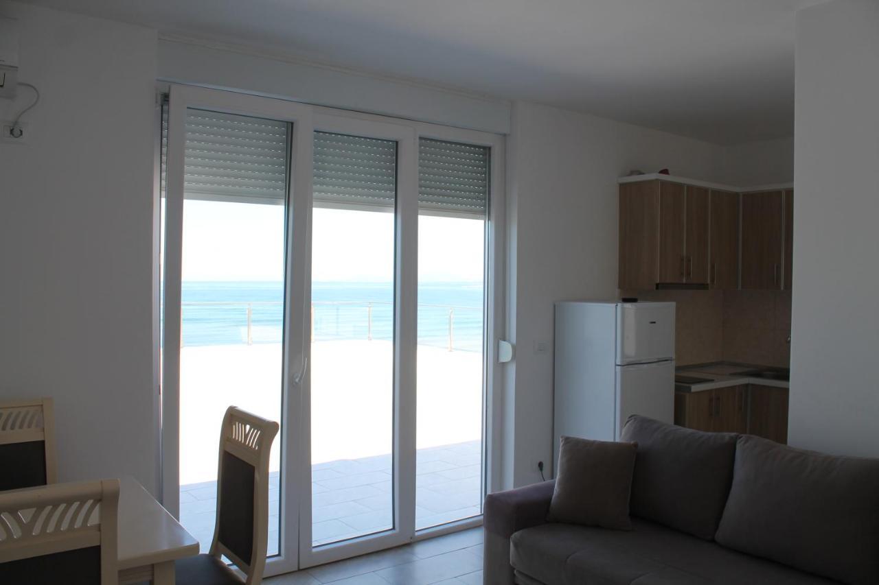 Ferienwohnung Roxhensi Shëngjin Exterior foto