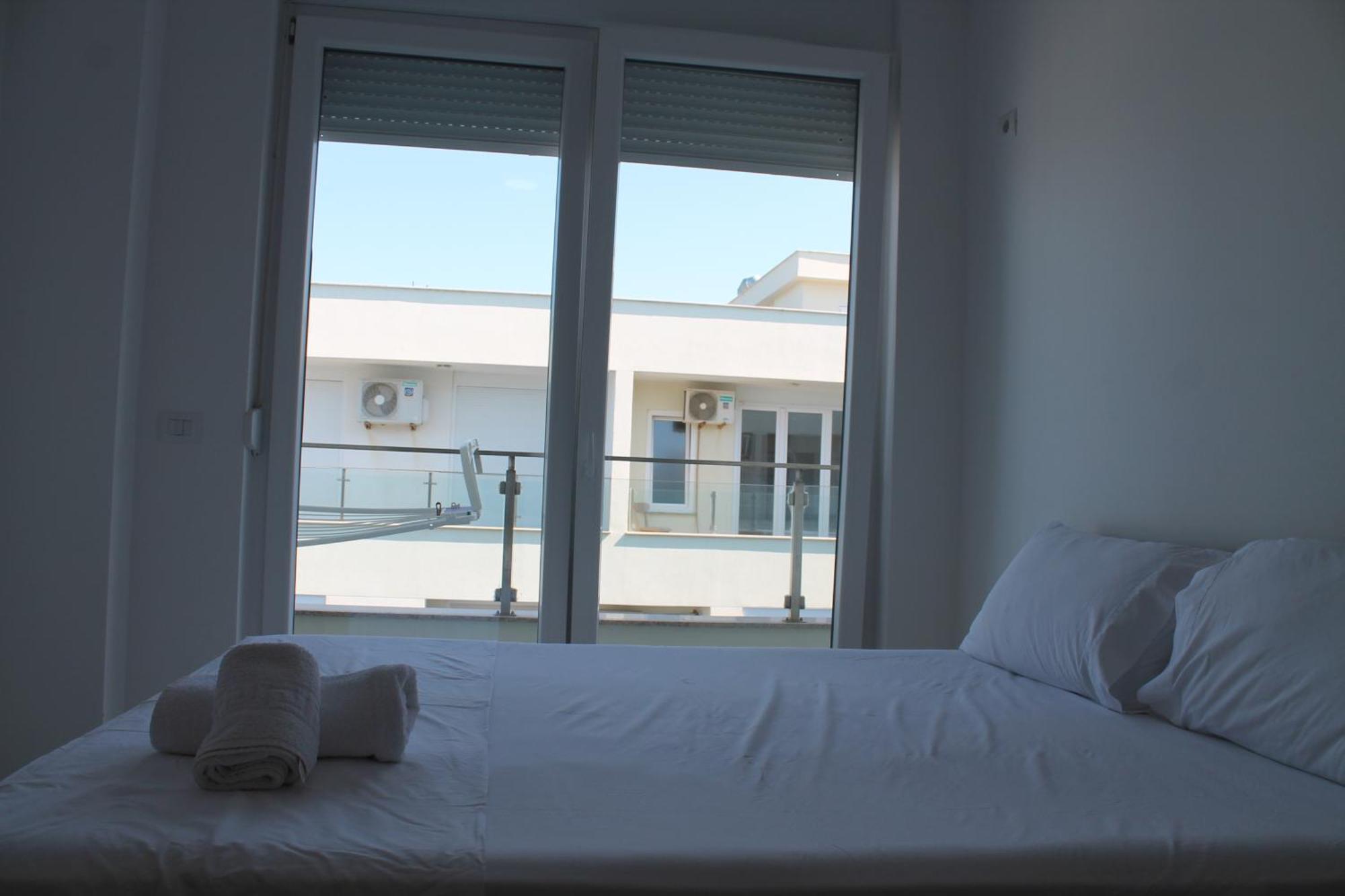 Ferienwohnung Roxhensi Shëngjin Exterior foto