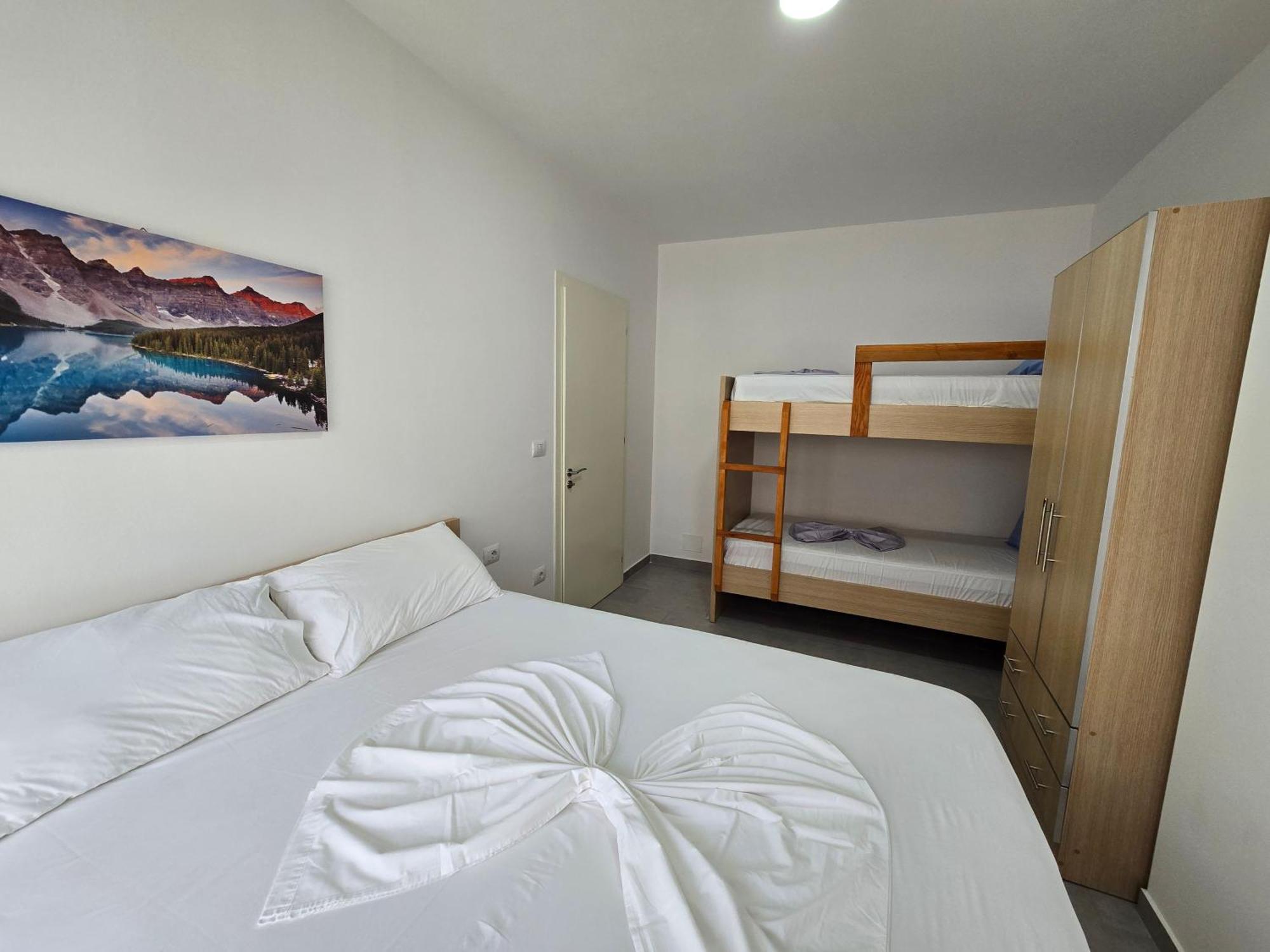 Ferienwohnung Roxhensi Shëngjin Exterior foto